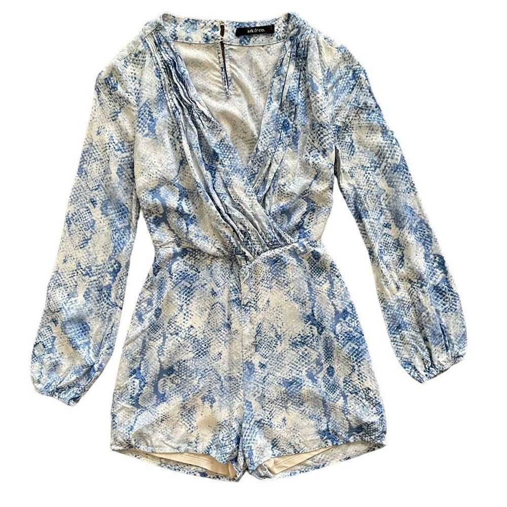 Ark & Co Romper Long Sleeve V Neck Size Small